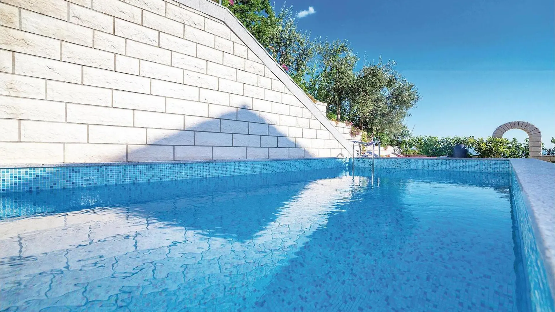 Nice Apartment In Crikvenica
